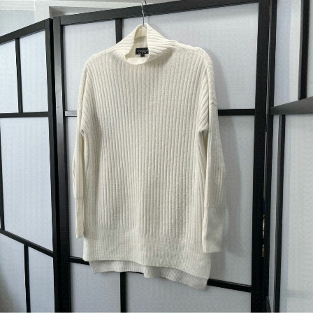 [L] Top Shop Fuzzy White Ribbed Knit Oversized Long Sleeve Cowl Neck Sweater